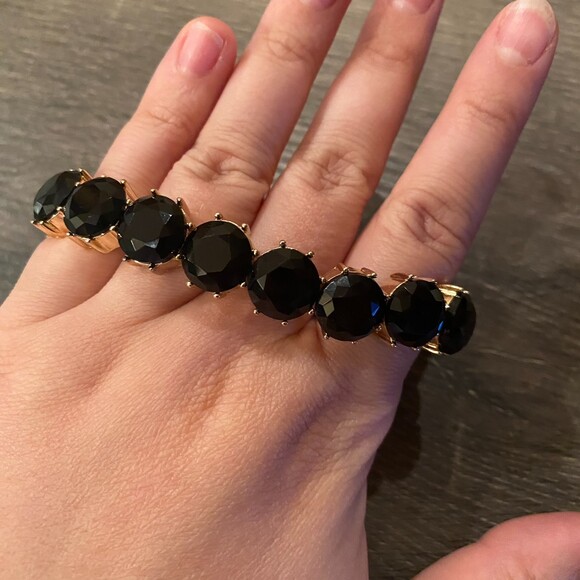 Charter Club Onyx Crystal Stretchy Bracelet New - Picture 3 of 3